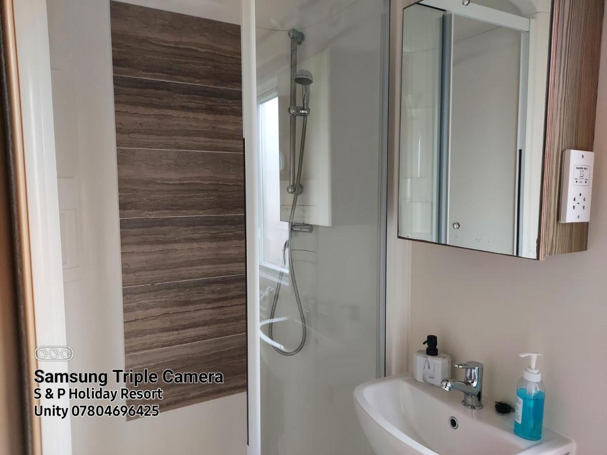 149 Holiday Resort Unity 3 Bedroom Passes Included Brean Luaran gambar