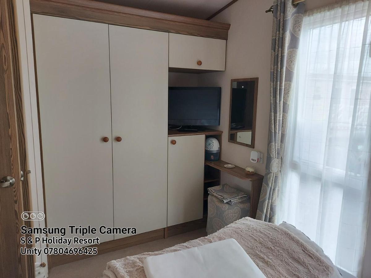 149 Holiday Resort Unity 3 Bedroom Passes Included Brean Luaran gambar